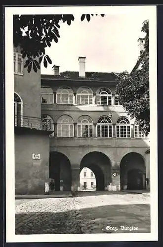 AK Graz, Burgtor mit Strassenpartie