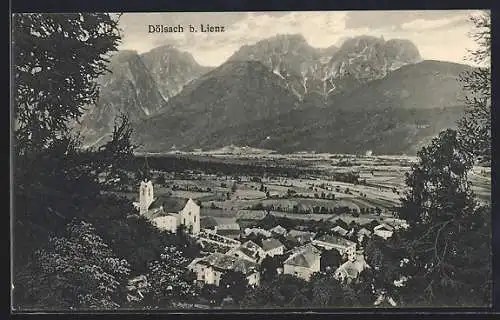 AK Dölsach b. Lienz, Totale vom Berg aus gesehen