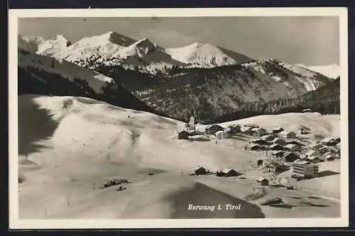 AK Berwang, Blick gegen die Raazalpe im Winter