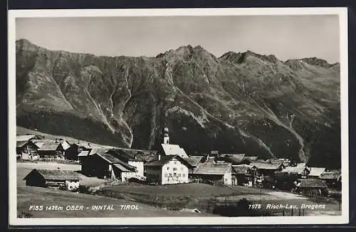 AK Fiss /Ober-Inntal, Ortsansicht gegen die Berge