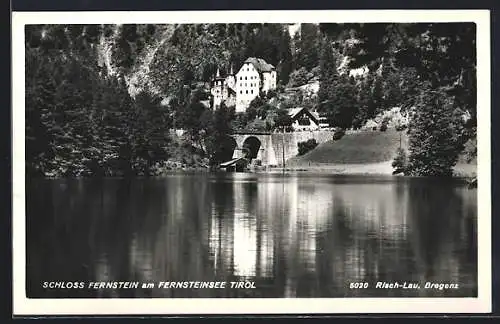 AK Fernstein /Tirol, Das Schloss am Fernsteinsee