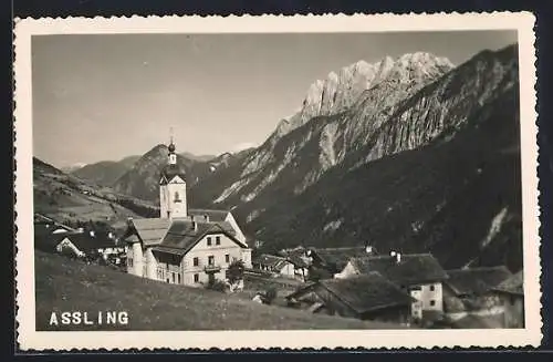 AK Assling, Die Kirche gegen die Berglandschaft