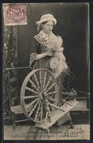 AK Französisches Mädchen arbeitet an einem Spinnrad