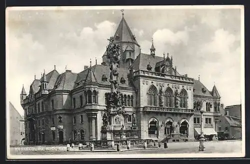 AK Korneuburg /N. Ö., Rathaus mit Säulendenkmal