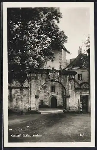 AK Gmünd /N.Oe., Einfahrt zum Schloss