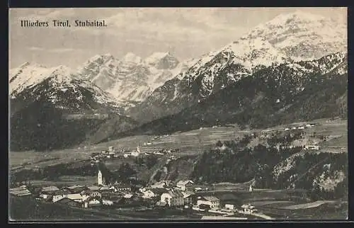 AK Mieders /Tirol, Ansicht mit den Bergen