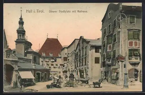 AK Hall /Tirol, Oberer Stadtplatz mit Rathaus