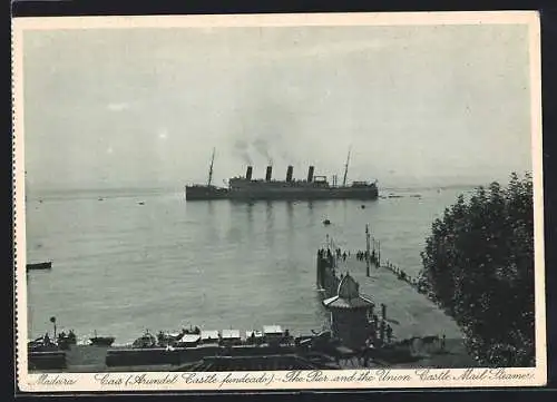 AK Madeira, The Pier and the Union Castle Mail Steamer, Passagierschiff