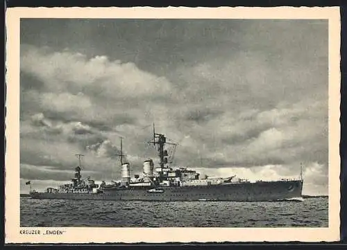 AK Der Kreuzer Emden auf dem Meer, Kriegsmarine