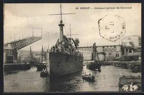 AK Brest, Croiseur sortant de l`Arsenal, Kriegsschiff