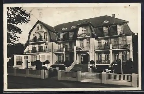 AK Brunshaupten /Ostsee, Hotel Kaiserhof T. Martens, von der Strasse gesehen