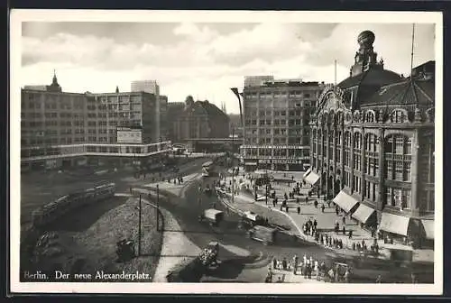 AK Berlin, Der neue Alexanderplatz mit Strassenbahn