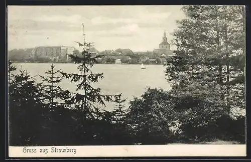 AK Strausberg, mit Blick auf Anhöhe auf Wasser