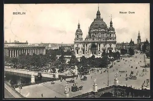 AK Berlin, der Dom aus der Vogelschau