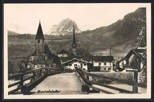 AK Bischofshofen, Teilansicht mit Brücke und Kirche