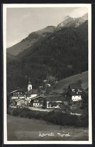 AK Landl /Tirol, Ortsansicht aus der Vogelschau