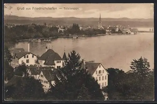 AK Friedrichshafen, Totalansicht mit Bodensee