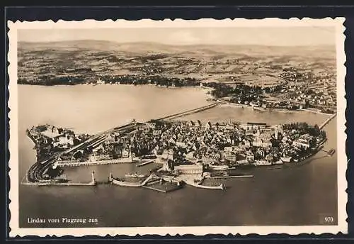 AK Lindau / Bodensee, Totalansicht vom Flugzeug aus