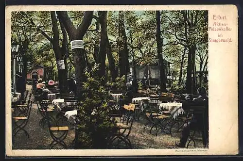 AK Erfurt, Gasthaus Aktien-Felsenkeller im Steigerwald, Gartenansicht