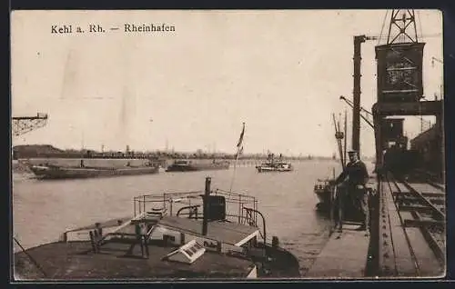 AK Kehl a. Rh., Schiffe am Quai im Rheinhafen