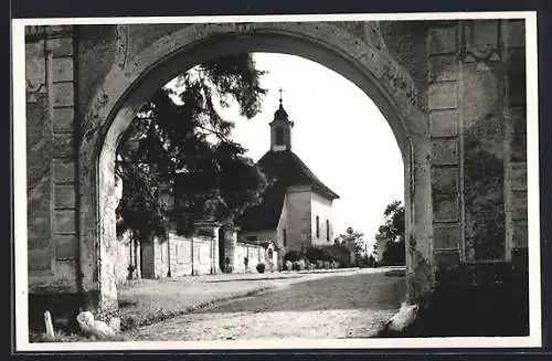 AK Kindberg, Blick durch das Schlossportal