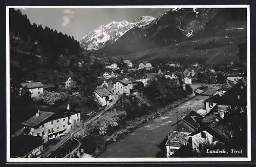 AK Landeck, Teilansicht mit Fluss und Brücke aus der Vogelschau