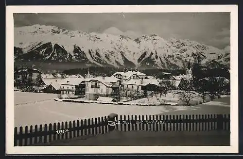 AK Igls, Ortspanorama mit Nordkette im Winter