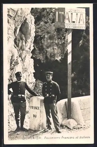 AK Menton, Douaniers Francais et Italiens