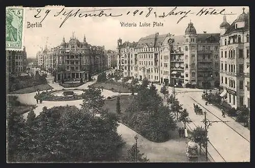 AK Berlin-Schöneberg, Victoria Luise Platz mit Geschäft