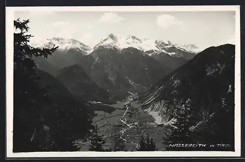 AK Nassereith in Tirol, Ortsansicht mit Blick ins Tal