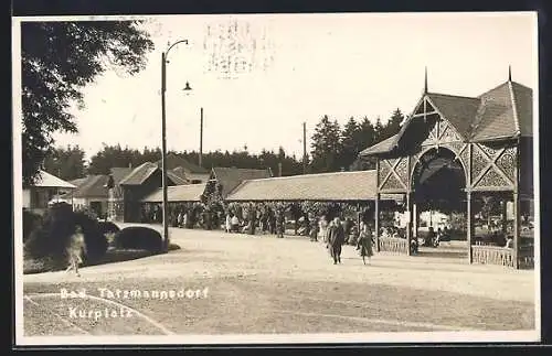 AK Bad Tatzmannsdorf, Kurplatz im Sonnenschein