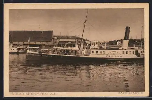 AK Friedrichshafen, Hafenpartie m. Dampfer Württemberg auf dem Bodensee