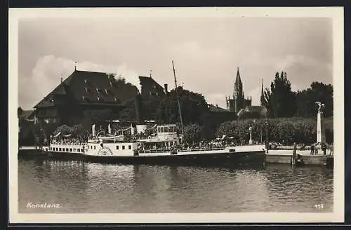 AK Konstanz, Bodenseedampfer Stadt Meersburg im Hafen