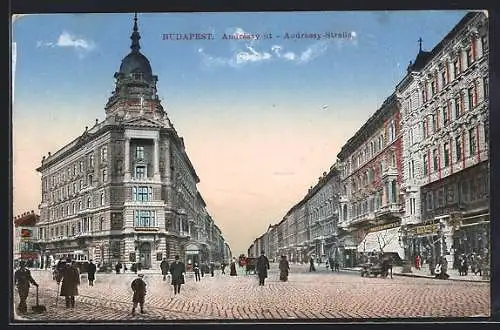 AK Budapest, Andrássy-út, Blick in die Andrássy-Strasse