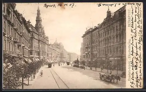 AK Budapest, Elisabethring mit Strassenbahnen und Geschäften