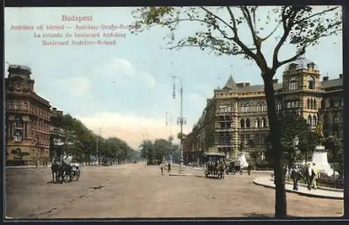 AK Budapest, Andrássy-Strasse-Rotunde mit Kutschen und Passanten