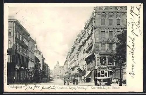 AK Budapest, Kossuth-Lajos Gasse, Strassenbahn