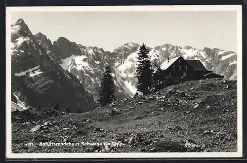 AK Schwägalp a. Säntis, Naturfreundehaus mit Bergpanorama