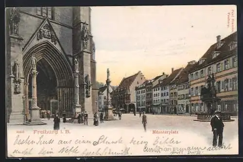 AK Freiburg / Breisgau, Denkmal auf dem Münsterplatz