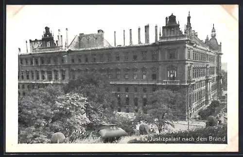 AK Wien, Nach dem Brand des Justizpalastes, 15. Juli 1927