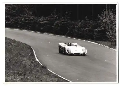 Fotografie Auto Porsche 908 /02, Motorsport 1000km Rennen Nürburgring 1970, Rennwagen Startnummer 4 Asahi Pentax Team