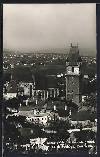 AK Perchtoldsdorf /Gau Wien, Teilansicht mit Kirche und Uhrturm