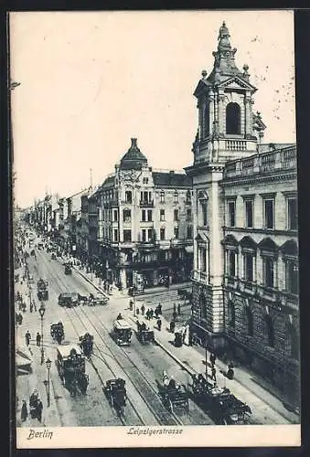 AK Berlin, Verkehr in der Friedrichstrasse Ecke Leipziger Strasse