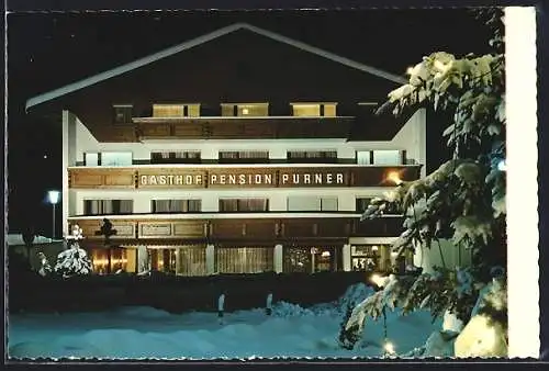 AK Thaur /Tirol, Gasthof Pension Purner der Familie Hofmann bei Nacht im Winter