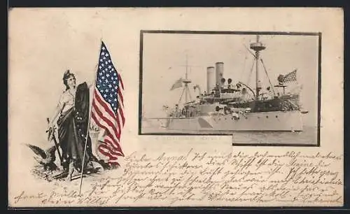 AK US-Kriegsschiff Maine auf hoher See, Columbia mit der amerikanischen Flagge