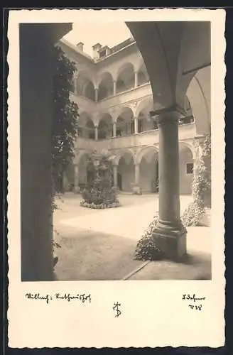 Foto-AK Adalbert Defner: Villach, Idyll im Rathaushof