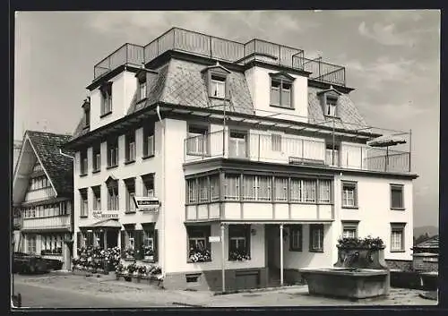 AK Schwellbrunn, Das Hotel-Restaurant Bellevue der Fam. Fröhlich