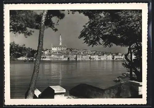 AK Rovinj, Ortsansicht übers Wasser