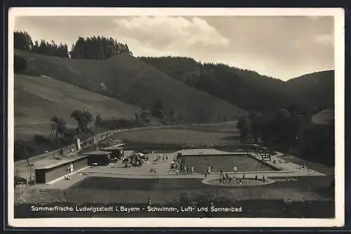 AK Ludwigsstadt i. Bay., Schwimmbad aus der Vogelschau