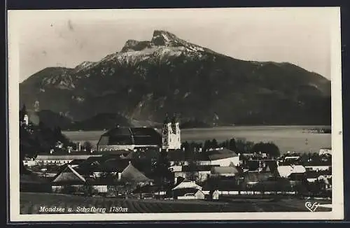 AK Mondsee, Ortsansicht mit Schafberg im Hintergrund